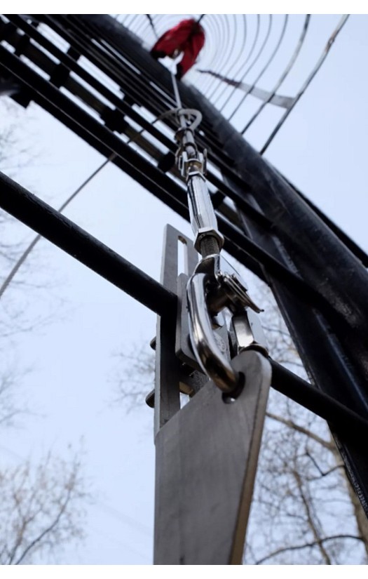 Средство защиты ползункового типа на жесткой анкерной линии «ЛИФТ 30»