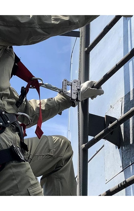 Средство защиты ползункового типа на жесткой анкерной линии «ЛИФТ 50»