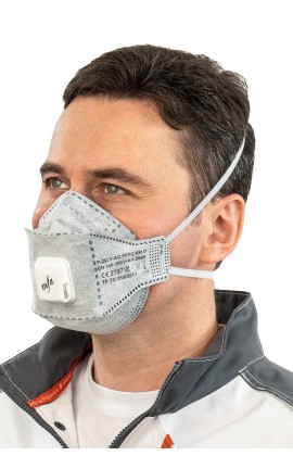 Полумаска фильтрующая MFA, модель P-267V-AC (класс защиты FFP2) с клапаном выдоха, с угольным фильтром