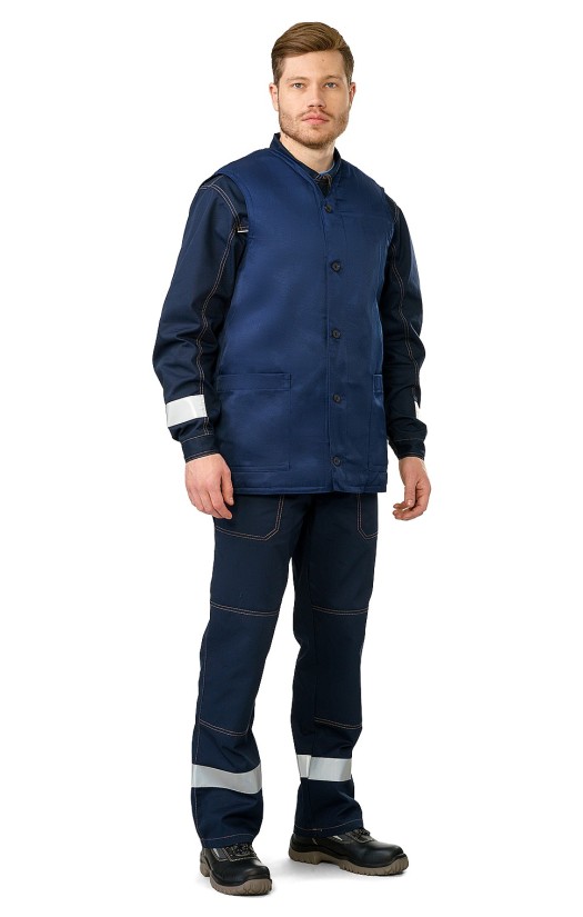 Жилет на подкладке из натурального меха